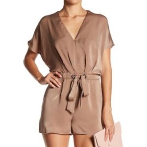 NWOT Nordstrom Rack Joshua Romper Size Medium